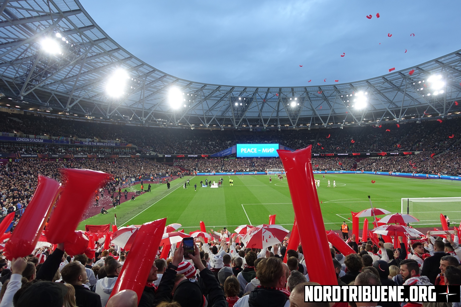 Titelbild West Ham United - SC Freiburg