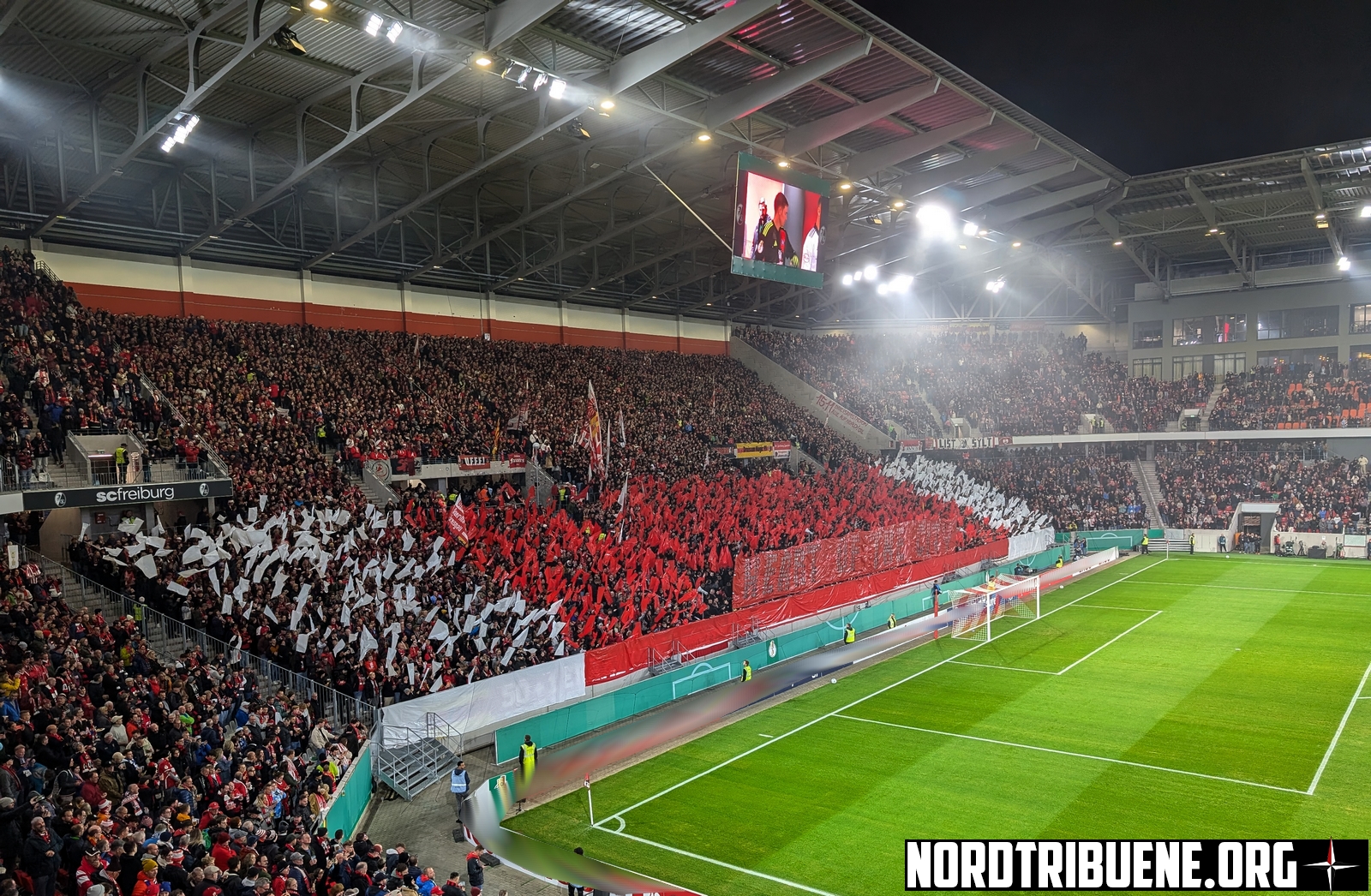 Titelbild SC Freiburg - Hamburger SV